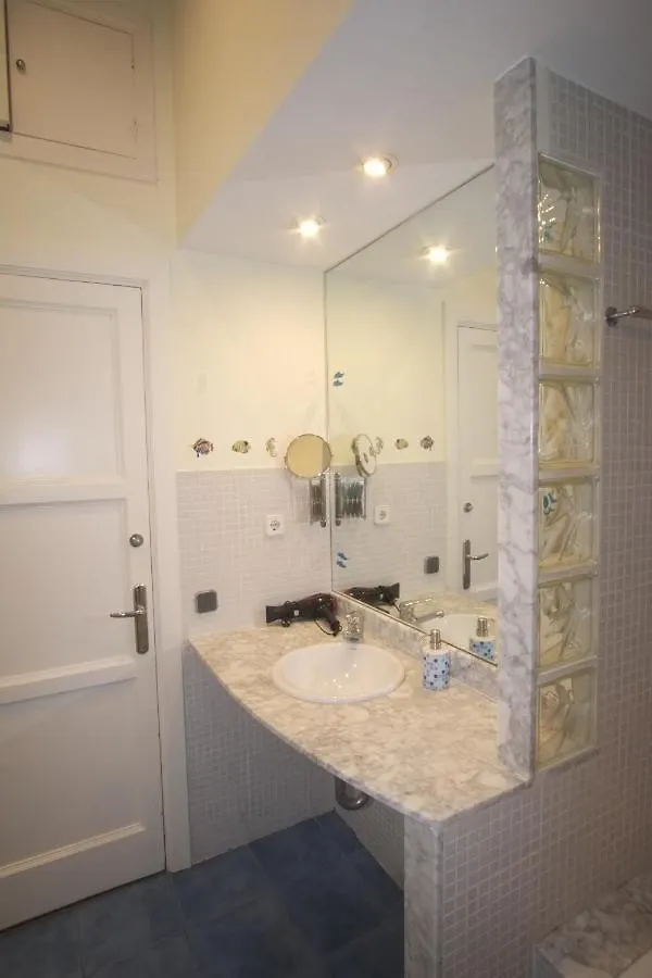 Lovely Apartment At Park Gueell Barcelona 0*,  Španělsko